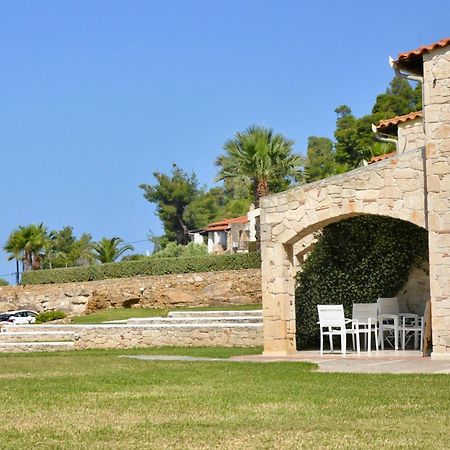 Stigmes Villas & Suites ネア・スキオニ エクステリア 写真