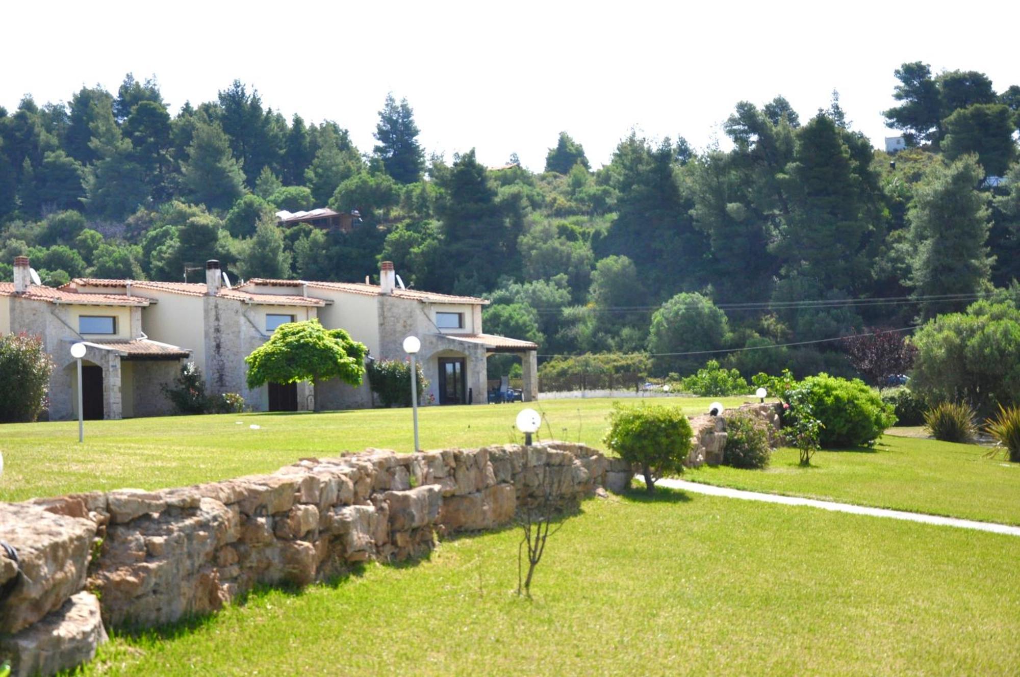Stigmes Villas & Suites ネア・スキオニ エクステリア 写真