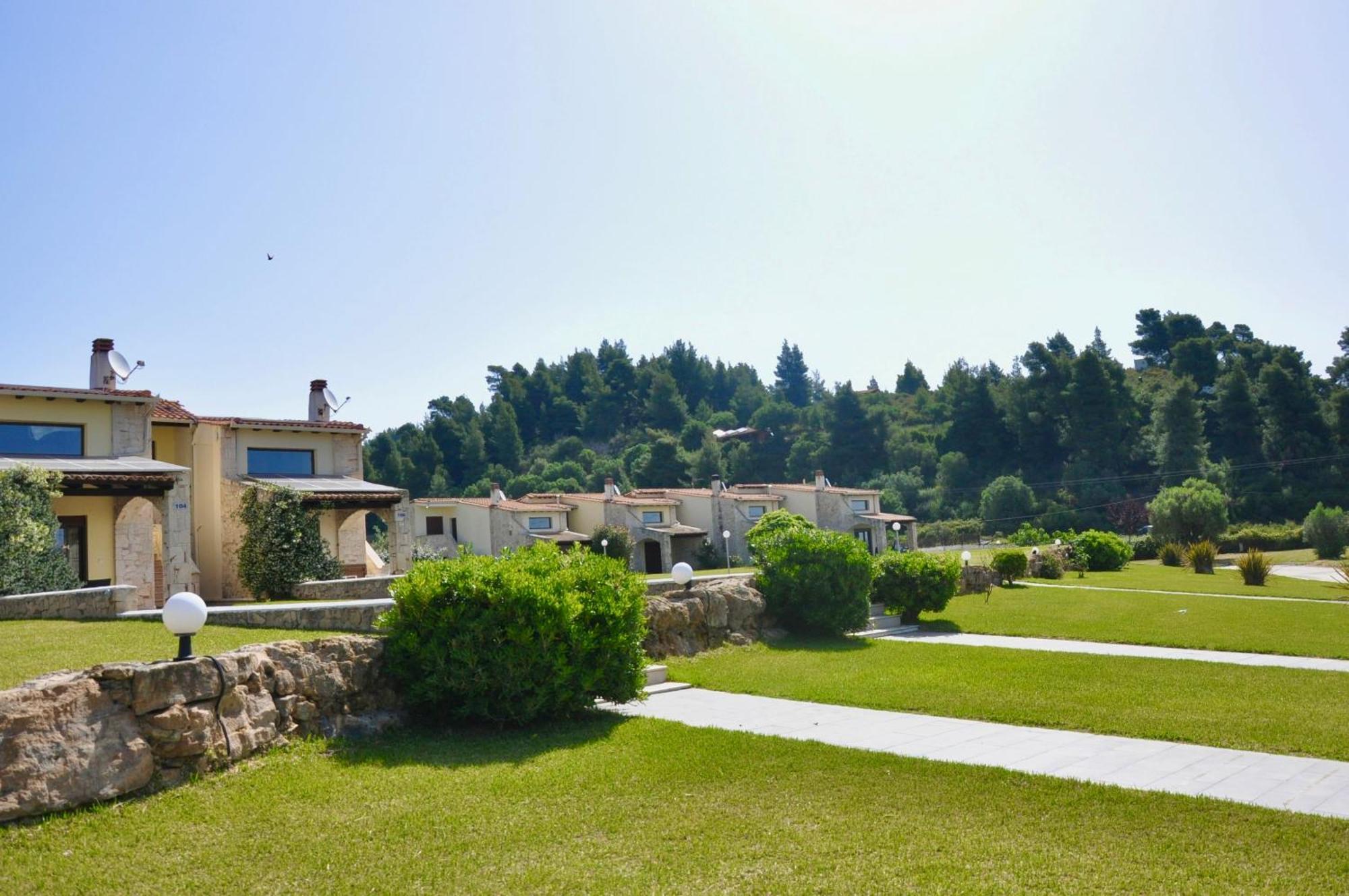 Stigmes Villas & Suites ネア・スキオニ エクステリア 写真