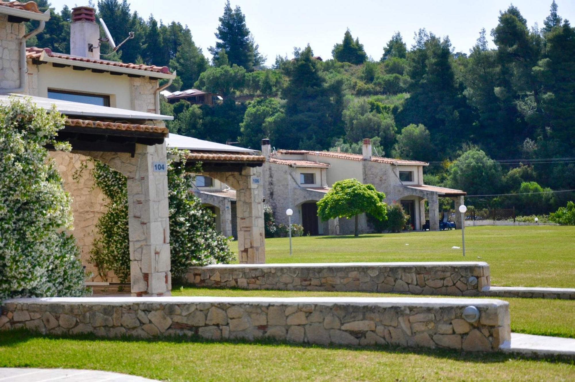 Stigmes Villas & Suites ネア・スキオニ エクステリア 写真