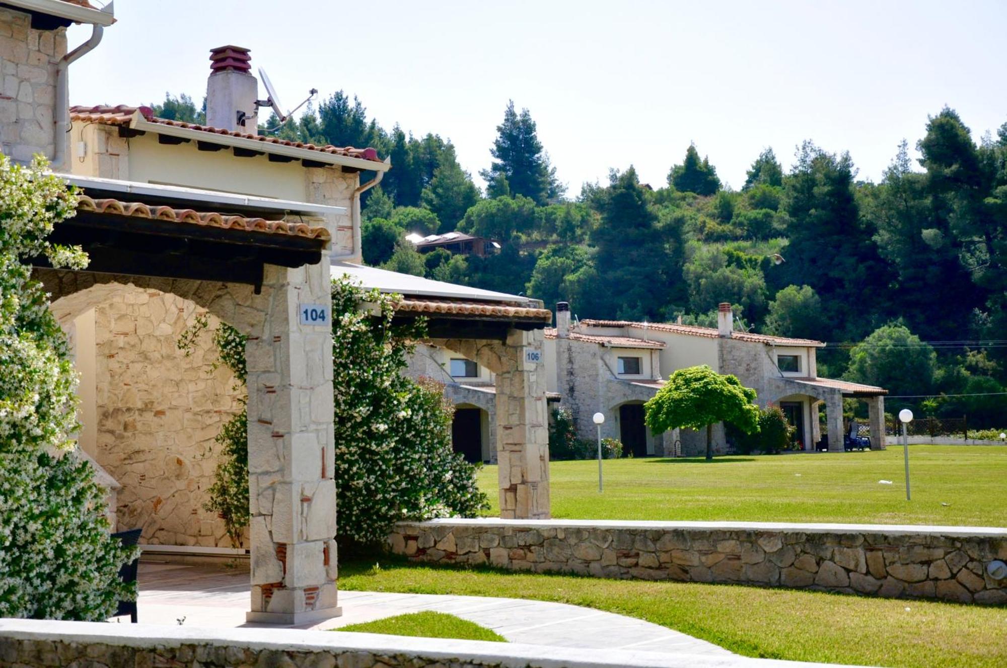 Stigmes Villas & Suites ネア・スキオニ エクステリア 写真